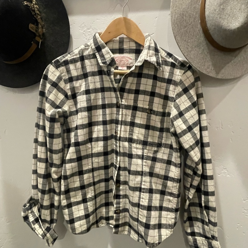Wool Filson Flannel in EUC size small